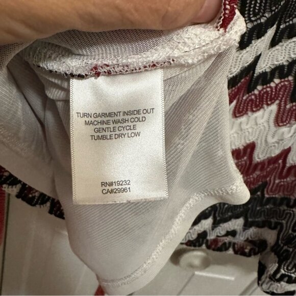 Alfred Dunner Chevron Patterned lined Women's Top 3/4 length sleeves size medium - Picture 8 of 8